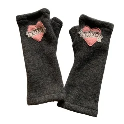 Outlet Gloves-Tattoo Heart XOXO Gloves