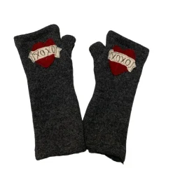 Outlet Gloves-Tattoo Heart XOXO Gloves