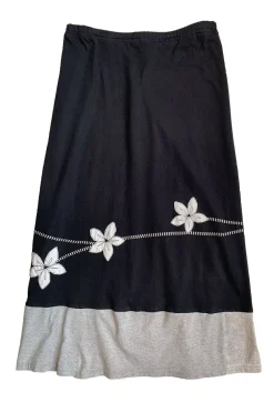 Best Long Skirt-White Daisy Longs